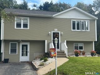 95 Cottonwood Lane, Montville, CT 06382