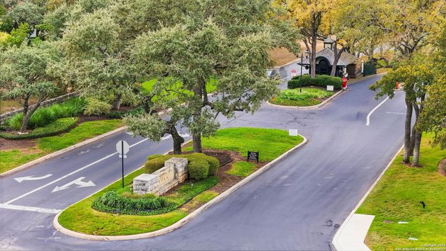 15 Inwood Point, San Antonio, TX 78248
