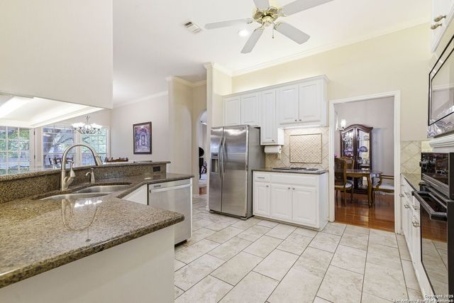 15 Inwood Point, San Antonio, TX 78248