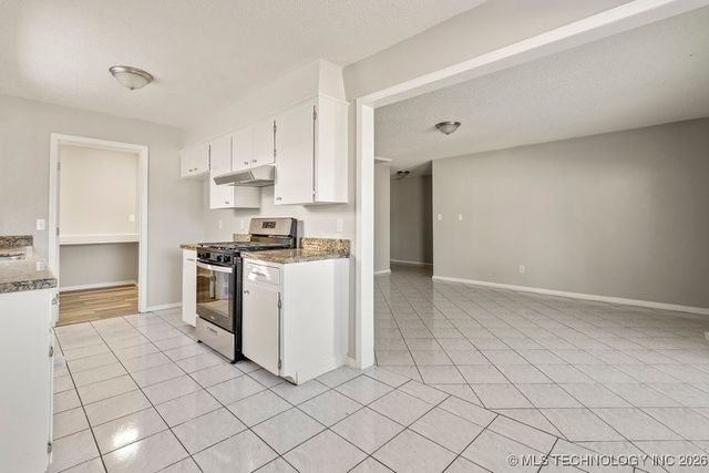 2764 S 117TH East Avenue, Tulsa, OK 74129