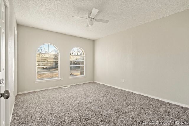 2764 S 117TH East Avenue, Tulsa, OK 74129