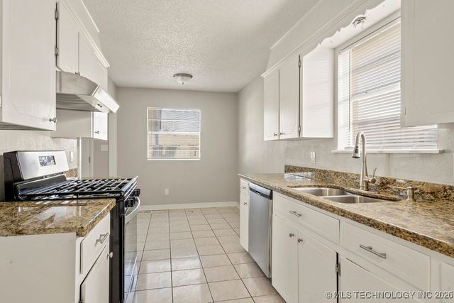 2764 S 117TH East Avenue, Tulsa, OK 74129