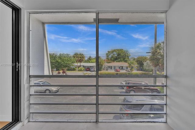 1924 NE 26th Street 4, Wilton Manors, FL 33305