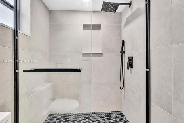 1924 NE 26th Street 4, Wilton Manors, FL 33305
