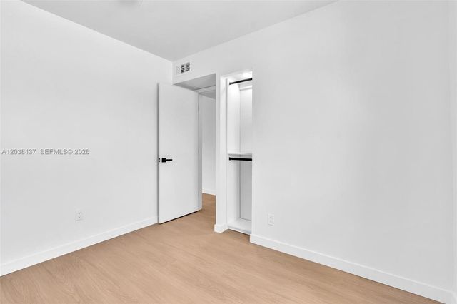 1924 NE 26th Street 4, Wilton Manors, FL 33305