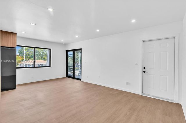 1924 NE 26th Street 4, Wilton Manors, FL 33305