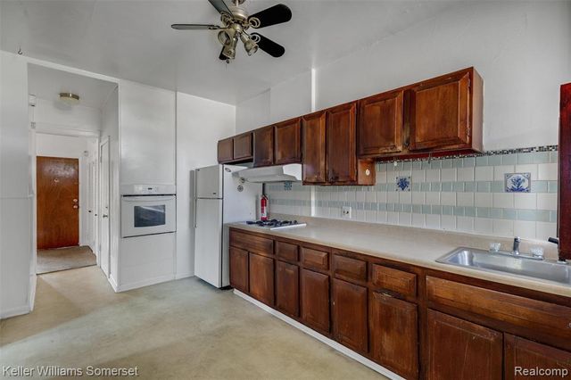 638 Seward Street, Detroit, MI 48202