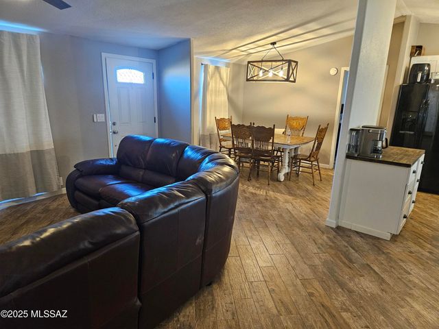 2691 E Sandy Way, Willcox, AZ 85643