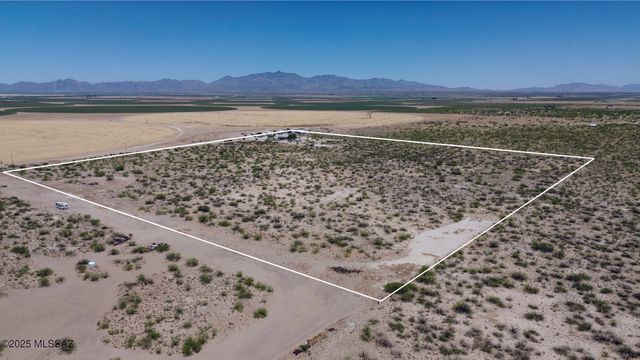 2691 E Sandy Way, Willcox, AZ 85643