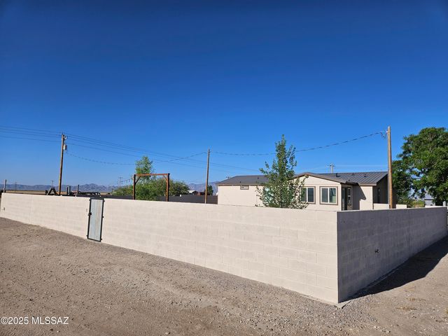 2691 E Sandy Way, Willcox, AZ 85643