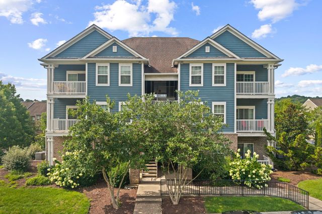 8205 Lenox Creekside Dr Unit 5, Antioch, TN 37013