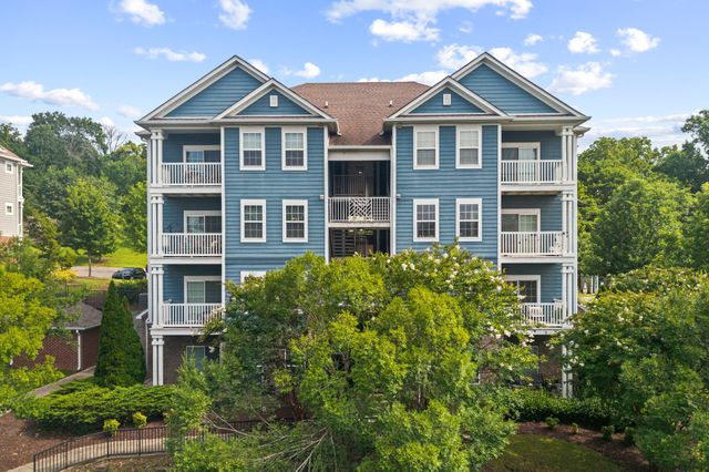 8205 Lenox Creekside Dr Unit 5, Antioch, TN 37013