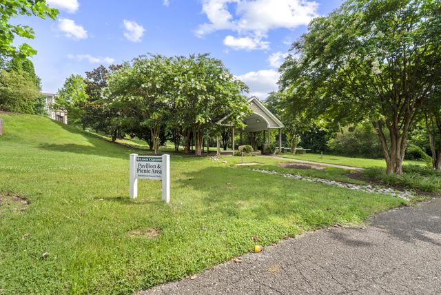8205 Lenox Creekside Dr Unit 5, Antioch, TN 37013