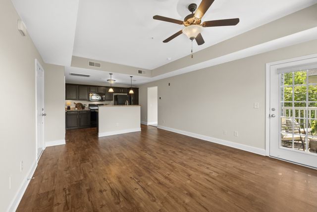 8205 Lenox Creekside Dr Unit 5, Antioch, TN 37013
