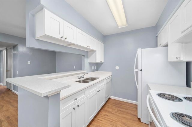 6415 South Lake Houston Parkway 512, Houston, TX 77049