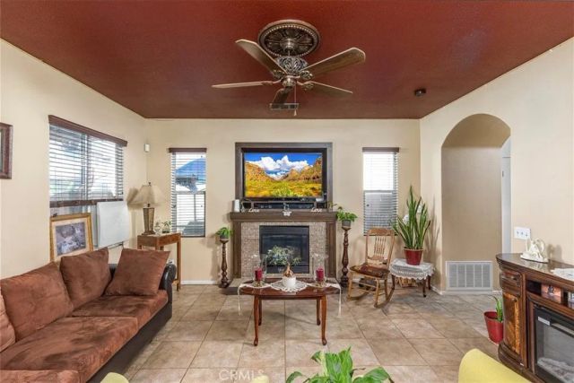 1423 Palma Bonita, Perris, CA 92571