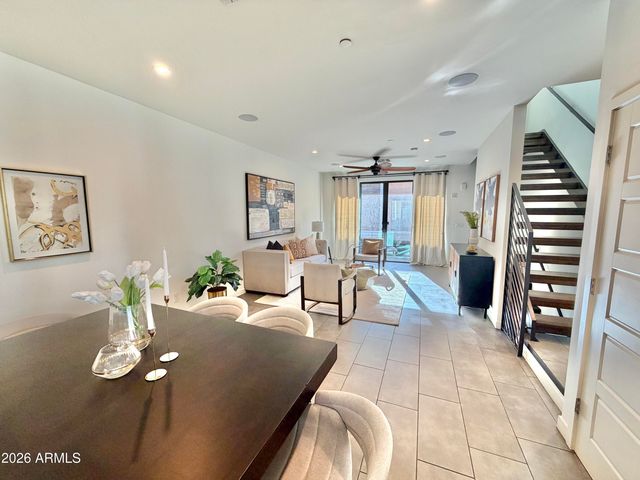 3233 N 70th Street Unit 1006, Scottsdale, AZ 85251
