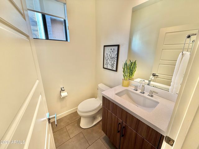 3233 N 70th Street Unit 1006, Scottsdale, AZ 85251