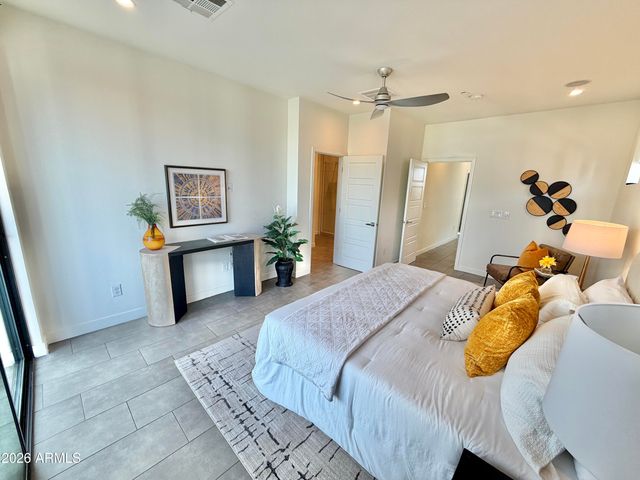 3233 N 70th Street Unit 1006, Scottsdale, AZ 85251