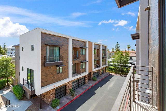 3233 N 70th Street Unit 1006, Scottsdale, AZ 85251