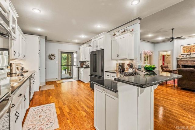 387 Pryor Drive, Glen Rose, AR 72104