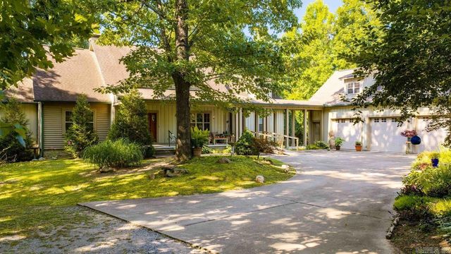 387 Pryor Drive, Glen Rose, AR 72104