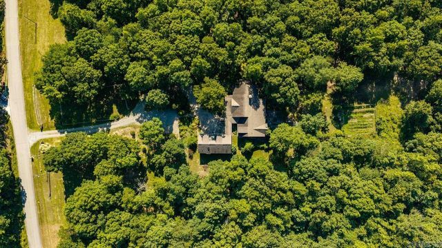 387 Pryor Drive, Glen Rose, AR 72104