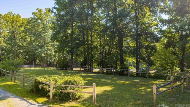 387 Pryor Drive, Glen Rose, AR 72104