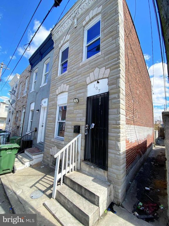 Image 2 of property listing at 107 S DEAN ST, Baltimore, MD 21224