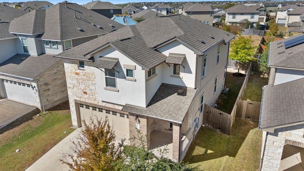 3201 College Park DR 21, Round Rock, TX 78665