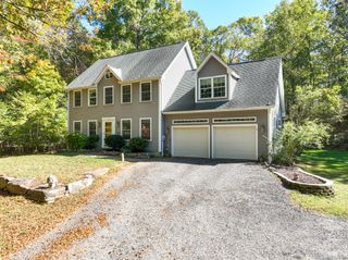 102 Dudley Street, Norwich, CT 06360