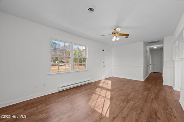 1425 Birdneck Circle, Greenville, NC 27858