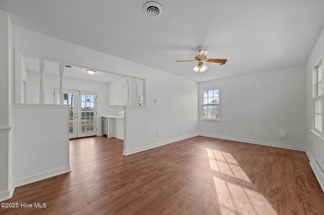 1425 Birdneck Circle, Greenville, NC 27858