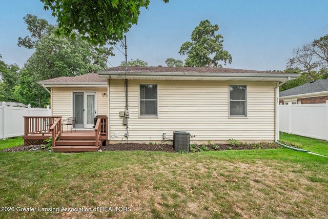 740 Snyder Road, East Lansing, MI 48823