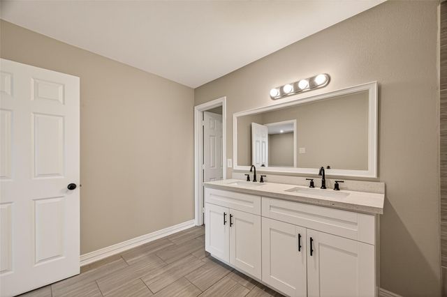 8725 Compton Street, Houston, TX 77016