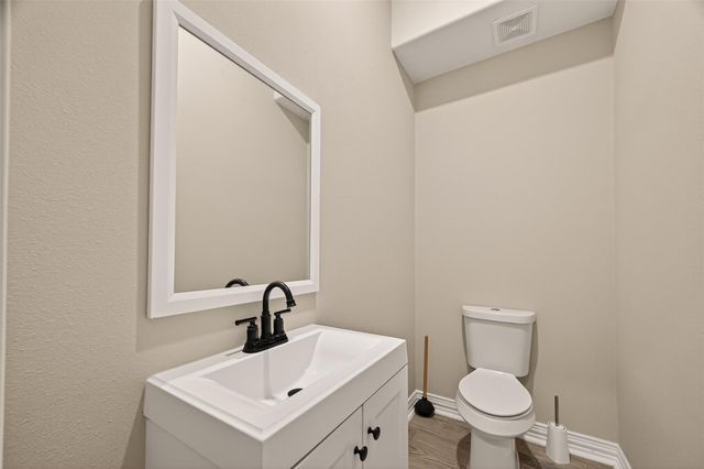 8725 Compton Street, Houston, TX 77016