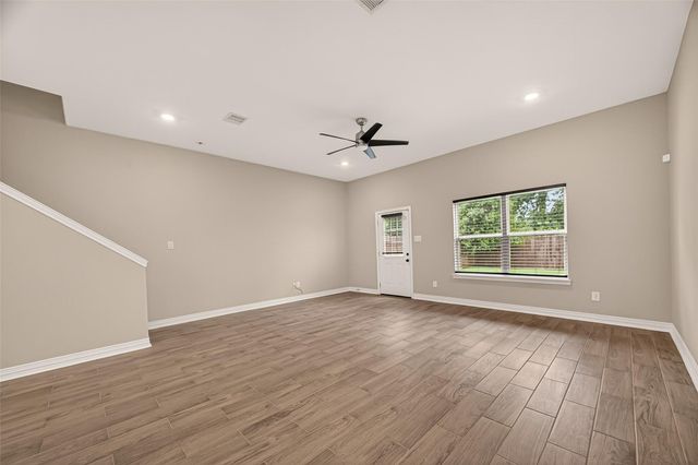 8725 Compton Street, Houston, TX 77016