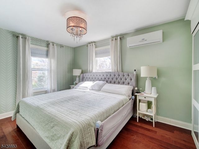 210 Pershing Ave, Roselle Park Boro, NJ 07204
