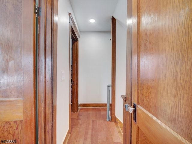210 Pershing Ave, Roselle Park Boro, NJ 07204