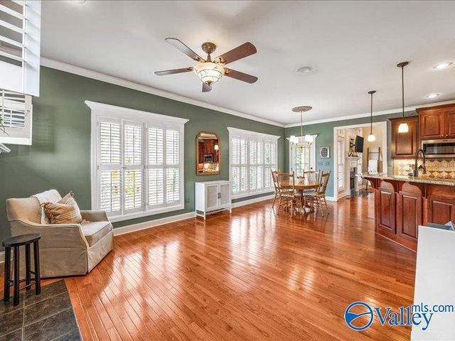 6700 Hampton Bend Circle SE, Owens Cross Roads, AL 35763