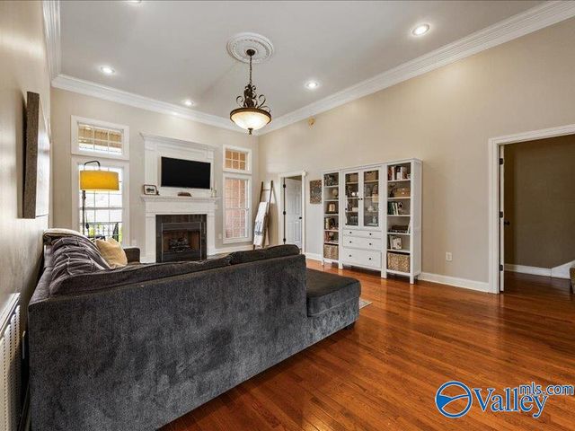 6700 Hampton Bend Circle SE, Owens Cross Roads, AL 35763