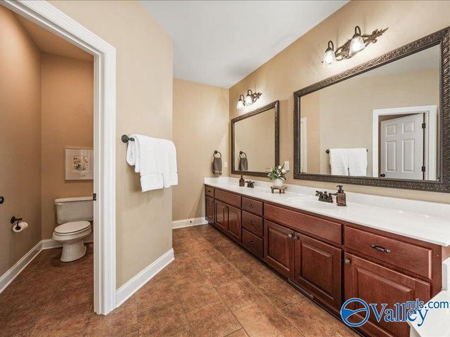 6700 Hampton Bend Circle SE, Owens Cross Roads, AL 35763