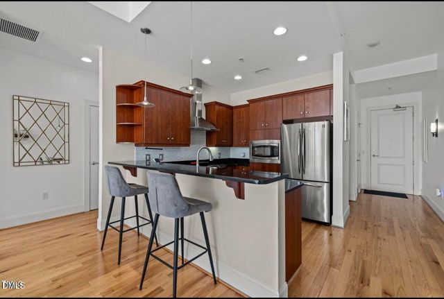 400 W North Street 900, Raleigh, NC 27603