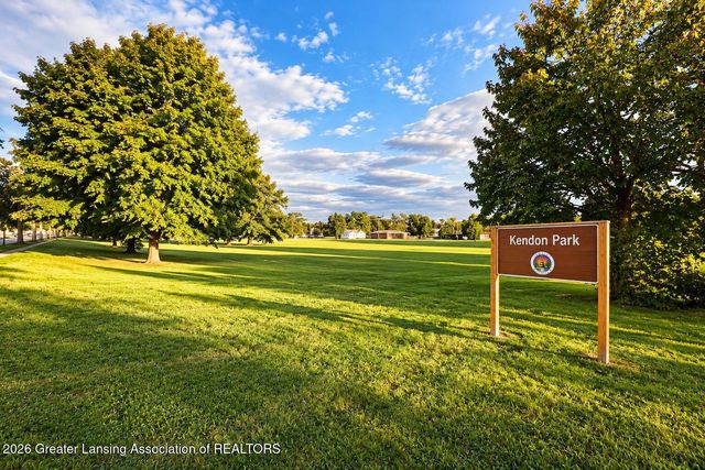 737 E Cavanaugh Road, Lansing, MI 48910