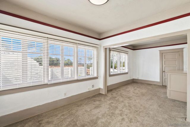 4679 Vista St, San Diego, CA 92116