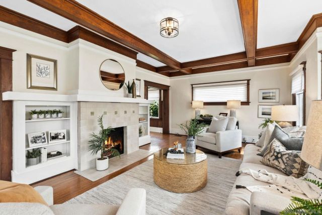 4679 Vista St, San Diego, CA 92116