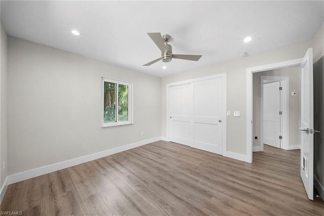 5750 Westport LN, Naples, FL 34116