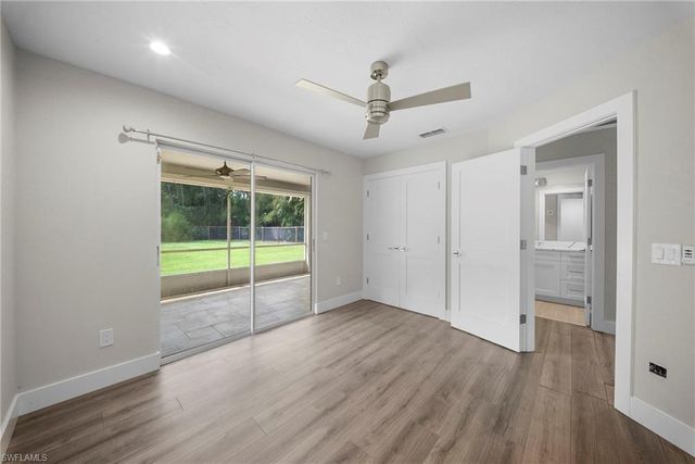 5750 Westport LN, Naples, FL 34116