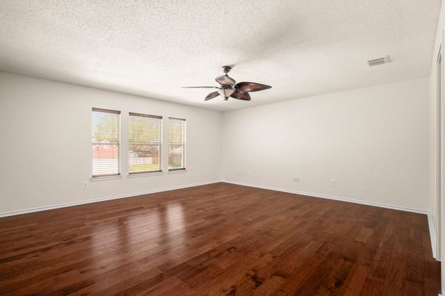 2201 Driskell Lane, Corinth, TX 76210