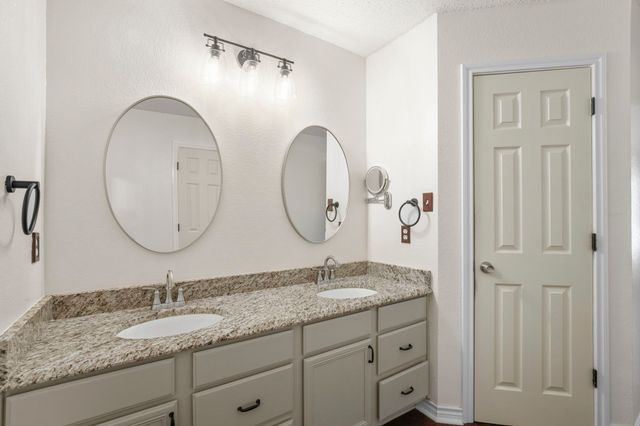2201 Driskell Lane, Corinth, TX 76210